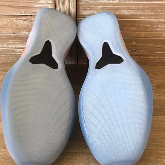 Men's Nike Kobe A.D.PE Devin Booker (Size 16) NWOB - Picture 7 of 8